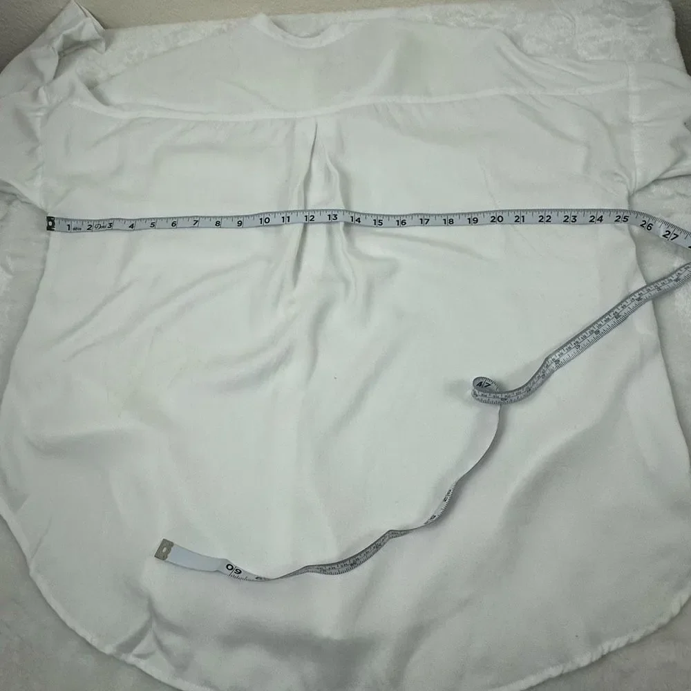 Lou & Grey Women's Size S Button Front Casual Blouse White Double Pockets Lyocel